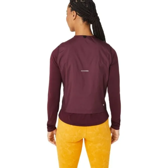 Asics Laufwesten>Runkoyo Padded Vest Violett