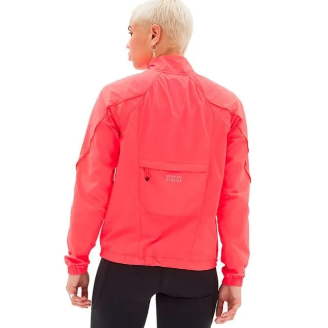 New Balance Laufjacken>Printed Impact Run Light Pack Jacket Rot