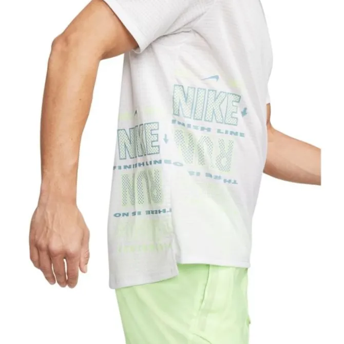 Nike Laufshirts>Rise 365 Wild Run T-Shirt