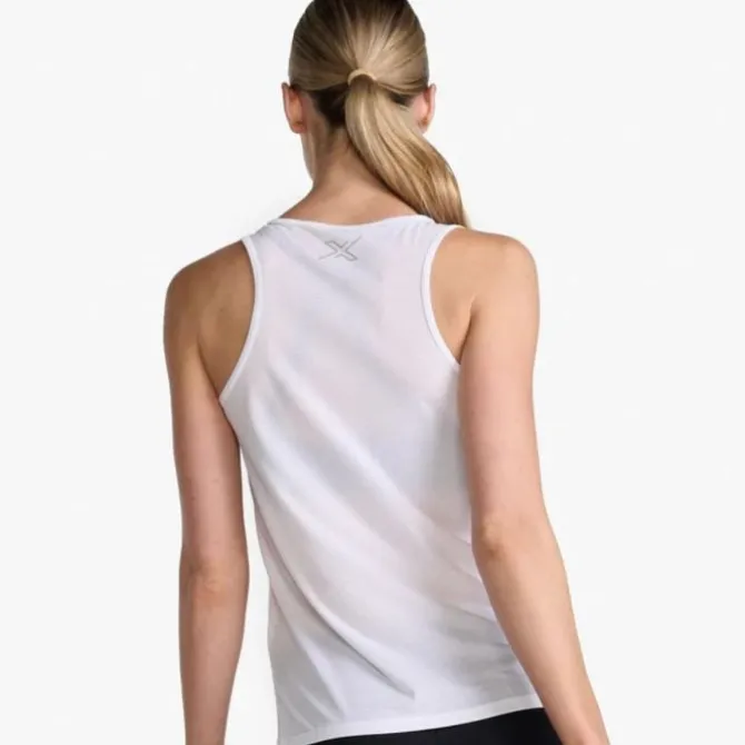 2XU Laufshirts>Aero Singlet Weiß