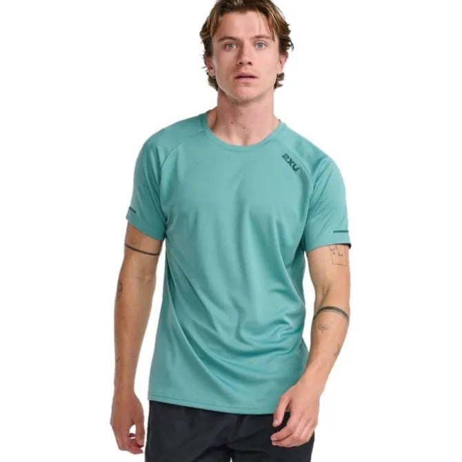 2XU Laufshirts>Aero Tee Grün